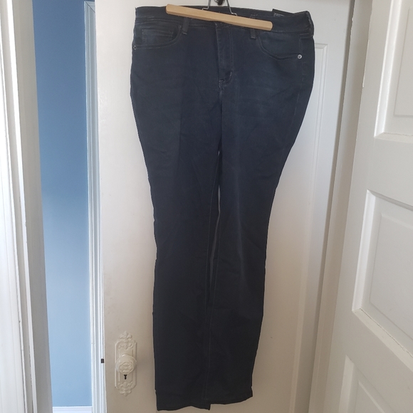 Rickis 31 Super Soft Jeggings - Picture 3 of 6